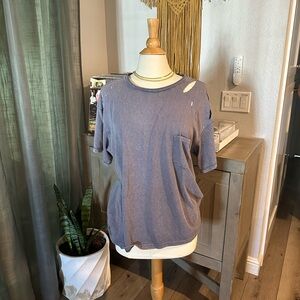 Ces Femme Distressed Gray/Blue Short Sleeve Tee